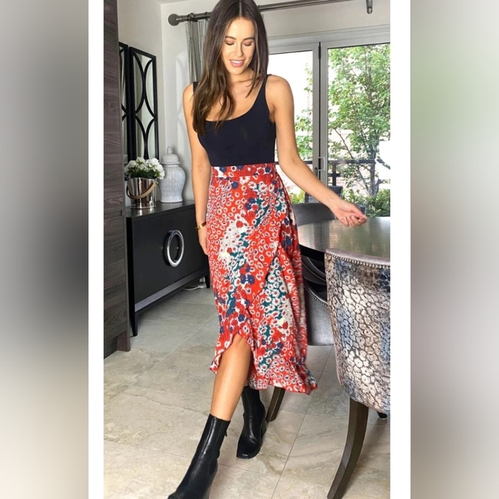 NWOT Women's Floral Print Wrap Maxi Boho Skirt Size XL